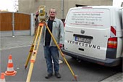 Dipl.-Ing. Manfred Schmidt Öffentlich bestellter Vermessungsingenieur (ÖbVI)